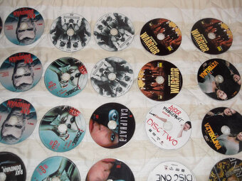 233dvd serialy+200dvd 18+ videa - 12