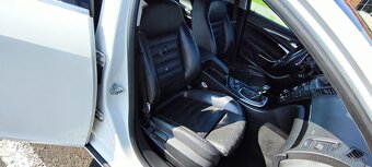 Opel Insignia 2.0 CDTI 118kw r.v.2009 - 12