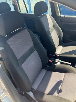 VW Golf 4 Variant 1.9 TDI 85 kW - 12