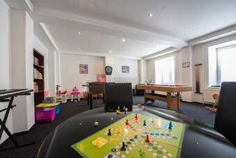 EXKLUZÍVNE - PREDAJ - HOTEL Liptovský Ján, 25 izieb, 7334 m2 - 12