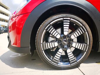 MINI Cooper S - 2023 - 5700km - Záruka - 12