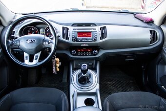 Kia Sportage 2.0 CRDI - 12
