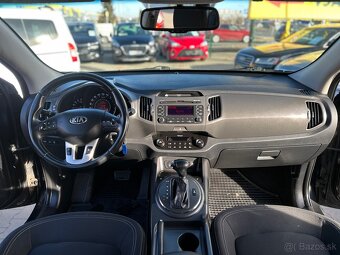 KIA SPORTAGE - 12