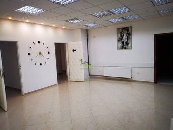 Polyfunkčný objekt - Zdravotnícke centrum - 12