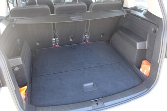 Volkswagen Touran 1,6 TDi 85 kW COMFORTLINE - 12
