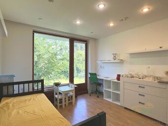 4-izbový tehlový byt s terasou+garáž, Vihorlatská, Košice - 12