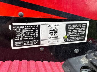 Snežný skúter Yamaha Vmax 600 - 12