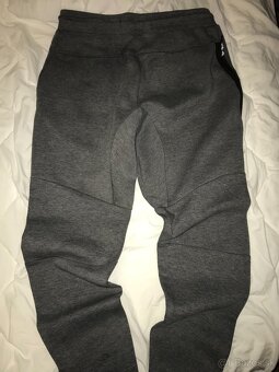 SÚPRAVA NIKE TECH veľ. M + darček - 12