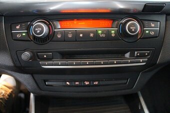 BMW X5 xDrive35d - 12