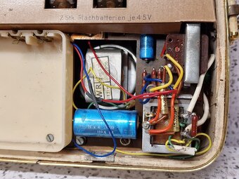 ALLWELLEN 》 Starožitné kabelkové radio / INGELEN TR 500 - 12