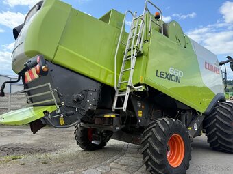Sklízecí mlátička Claas Lexion 660, žací lišta V750, rok výr - 12