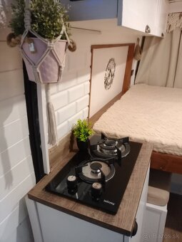 Autokaravan,obytná dodávka, - 12