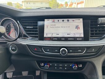 Opel Insignia - 12