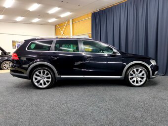 Volkswagen Passat Alltrack 2.0TDI 130kw DSG 4Motion - 12