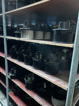 Náhradné diely PEUGEOT CITROEN - 12