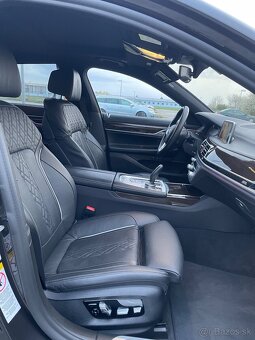BMW 750Li x-drive - 12