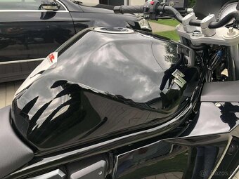 Suzuki gsx-f 650 - 12