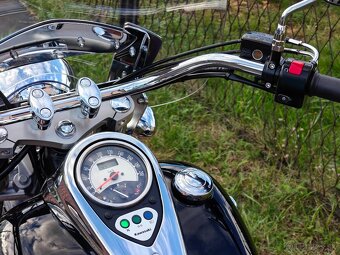 Kawasaki VN 900 Classic - 12