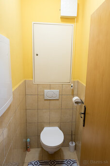 Garsónka v tichej časti Petržalky za 600€ aj s energiami - 12