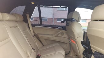 Predám BMW X5 E70 4,8i M-Packet - 12