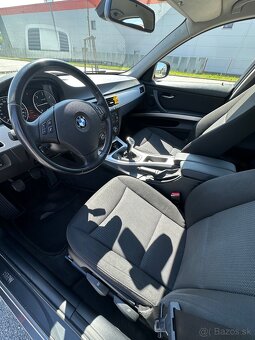 BMW 318d (E90) - 12