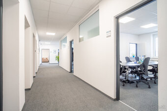 Na predaj priemyselný objekt s investičným potenciálom v Sen - 12