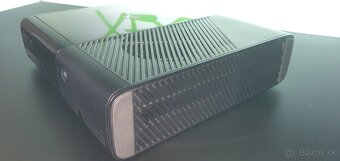 XBOX 360 E - 12