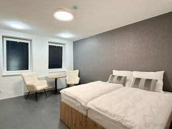 CENTRUM MESTA - VRÁTNA - 1 IZBOVÝ MODERNÝ ZARIADENÝ BYT. - 12
