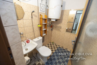 Murovaná chata s pozemkom  je na predaj Tajov / Králiky - 12