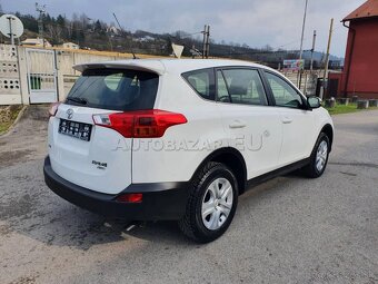 TOYOTA RAV 4 - 12