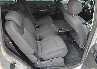 Ford Galaxy 7.miestne 2.0 TDCi 96.kw rok výroby 2008. - 12
