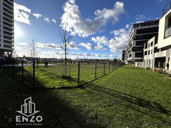 Moderný 2i byt Slnečnice - Mesto - 12