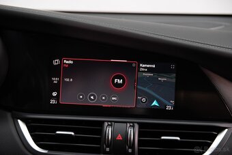 Alfa Romeo Giulia 2.0 206kW, automat, 4x4, 2022, DPH - 12
