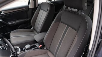 Volkswagen T-Roc 1.5 TSI, Style, DSG / AUTOMAT,  rv  2018 - 12