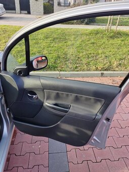 Predám Citroën C3 1.1 Benzín (2005) – NOVÁ STK/EK ZACHOVALÉ - 12