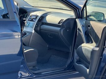 Corolla Verso - 12
