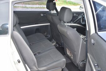 Toyota Corolla Verso 2.0 D-4D Base - 12