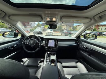 Volvo S90 B5 AWD (4x4), 173 kW + 10 kW Mild Hybrid - 12