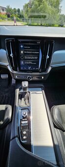 Volvo V90 R - 12