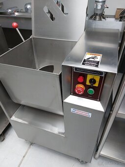 Miešačka mäsa 50L -35kg Miešačka mäsa Miešačka klobás - 12