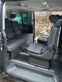 VW Multivan T5 4x4 - 12