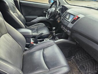 Mitsubishi Outlander 2,2 DiD 130kw 4x4 - 12