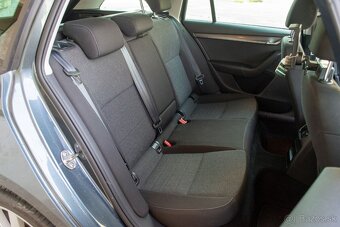 Škoda Octavia Combi 2.0 TDI SCR DSG ODPOČET DPH - 12