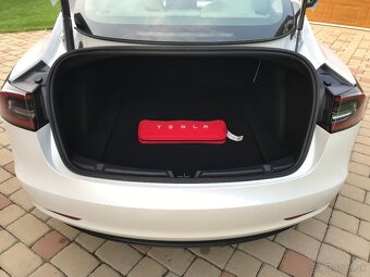 TESLA 3 LONG RANGE 4x4 - 12