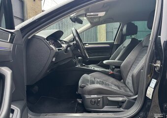Volkswagen Passat Variant 1.5 TSI Elegance DSG - 12