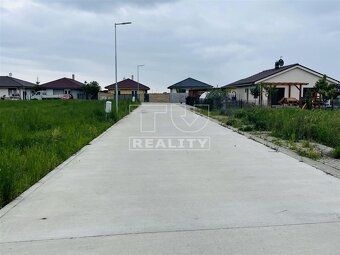 Exkluzívne pozemky na výstavbu domu vo Hviezdoslavove - 12