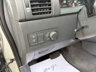 KIA SORENTO 2.5 CRDI EX - 12