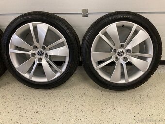 Zimná sada org ŠKODA 5x112 8J ET44 235/45 R18 - 12