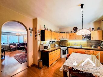 Rodinný dom vo veľmi peknom prostredí obce Senohrad - 12