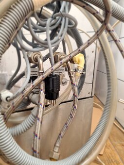 Vyrobnik ľadu 120kg/deň - 12